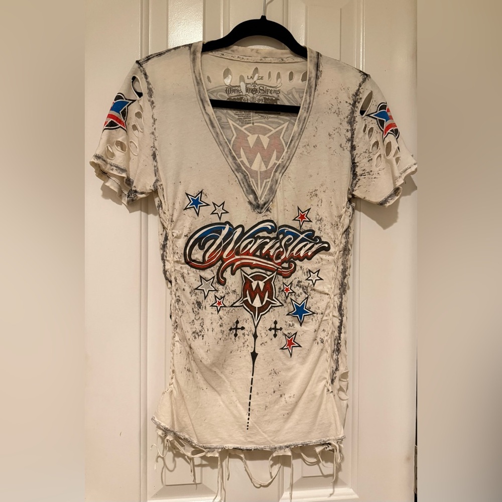 Wornstar famous grunge v-neck tshirt.